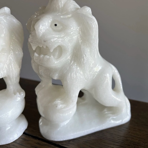 Vintage Pair of Lion Bookends Book Ends Stone Heavy Door Stop - Picture 4 of 15